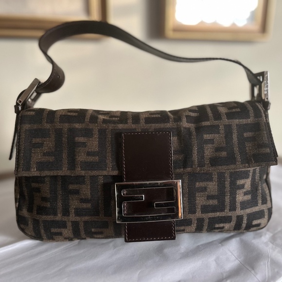 Fendi Handbags - Fendi Zucca Baguette